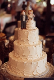 White-Wedding-Cakes_14.jpg