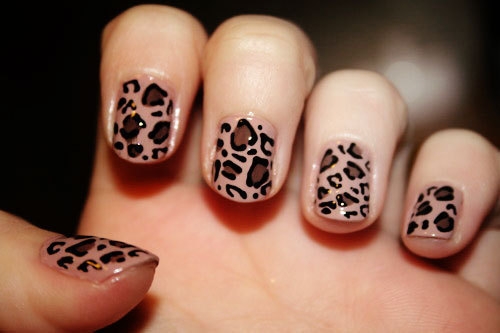 pixnama_com_a96e8d322b44c01b417f2be10f0c1bf3_Www.Pix98.CoM_nails_0342.jpg