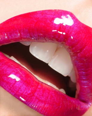 4069370lips3_2.jpg