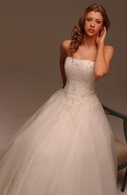 Beautiful_Bride_Bridal_Wear.jpg