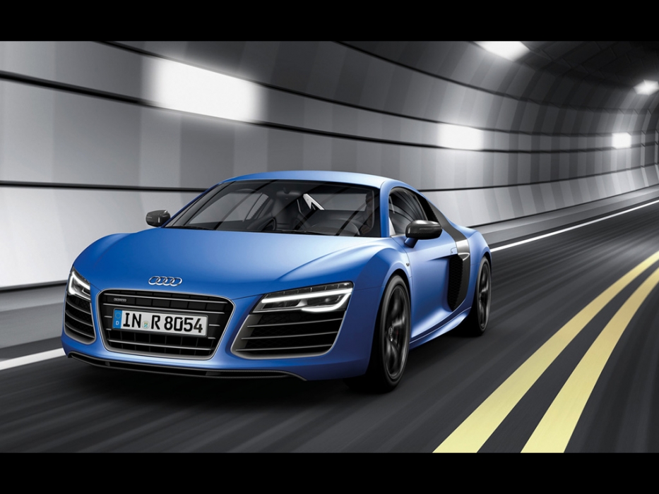 2013-Audi-R8-V10-plus-Motion-1-1024x768.jpg