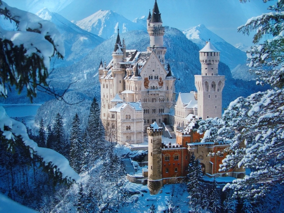 neuschwanstein-castle-romanesque-palace-rugged-hill-germany-europe-miracle1.jpg