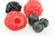 juicy--raspberry--berries--raspberries_3201982.jpg