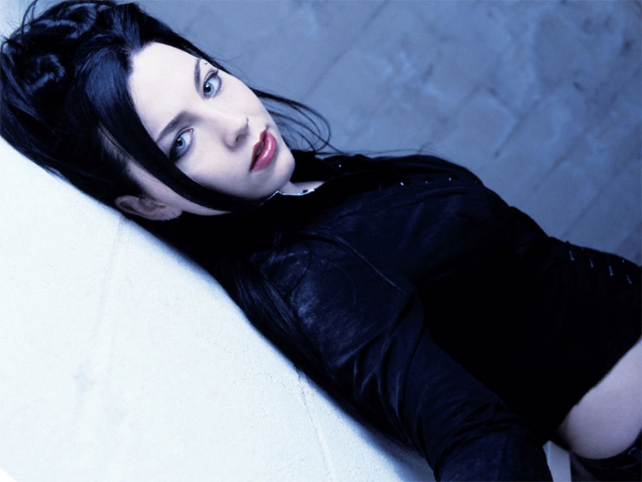 Evanescence-Amy-Lee-004.jpg