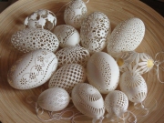 Amazing-Eggshells-Carving-Art.jpg