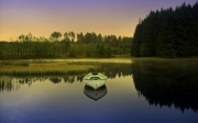 boat-lake-reflection-1280x800.jpg